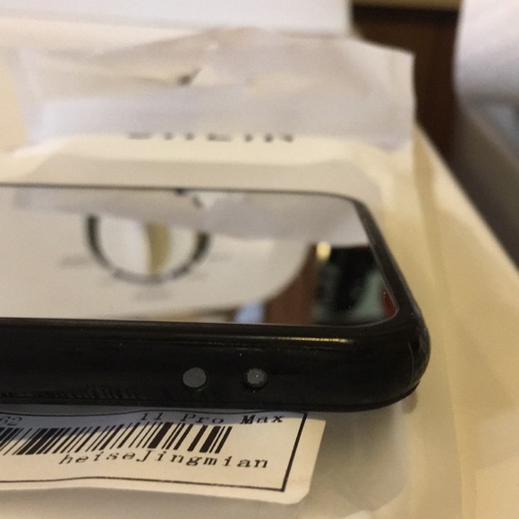 IPhone Pro Max 11 cases (3) - Picture 9 of 16